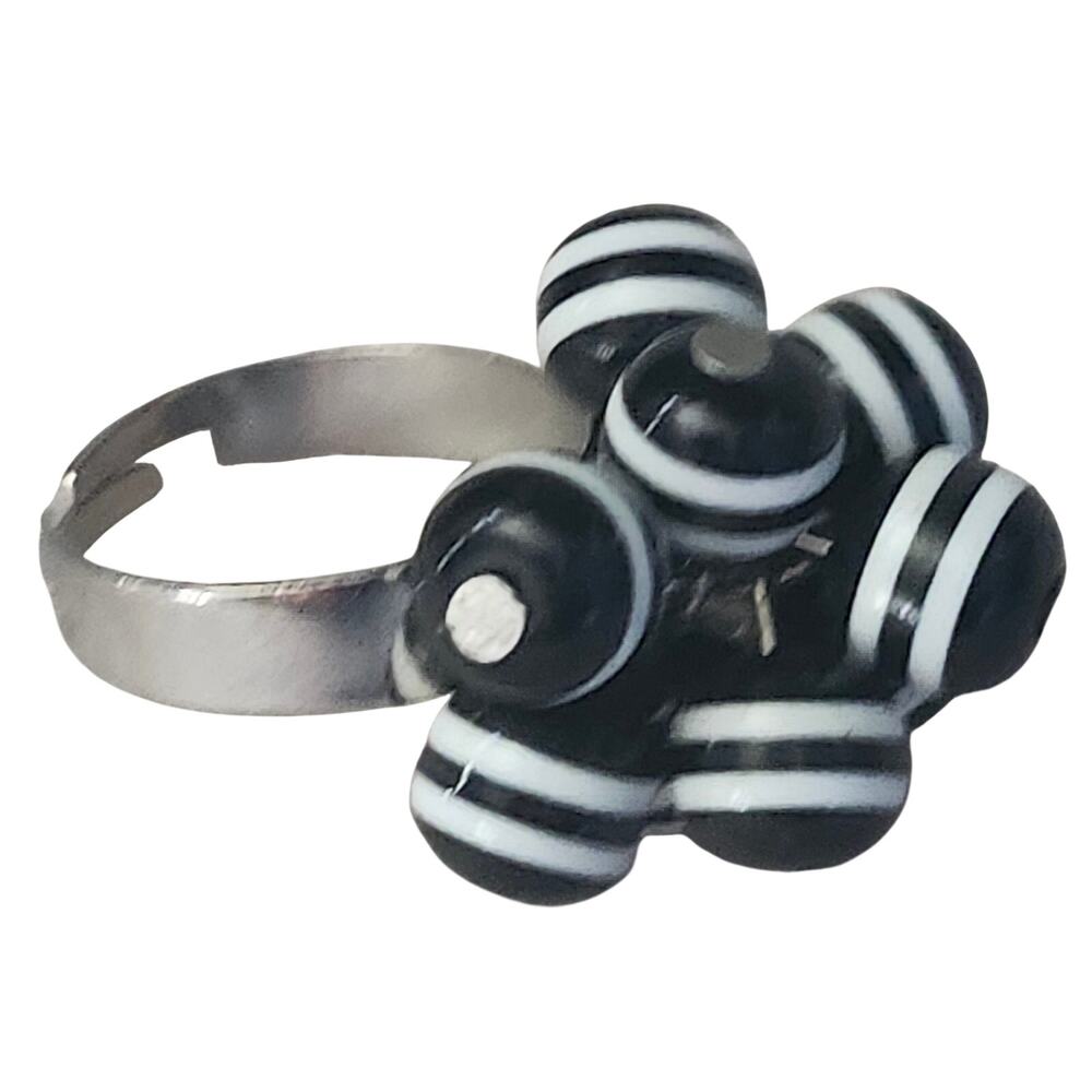 Vtg 1960s Black White Stripe Glass Cha Cha Beaded Cluster Adjustable Ring - Picture 3 of 4
